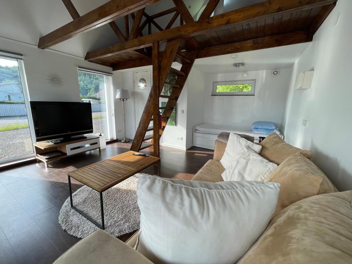 Vid Gekas Ullared Boende B&B Exterior photo