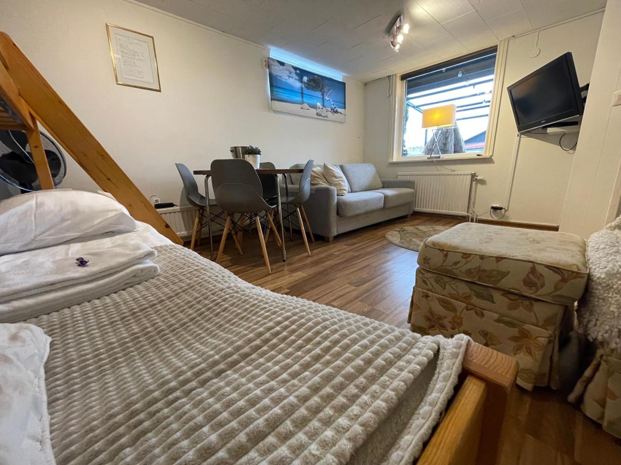 Vid Gekas Ullared Boende B&B Exterior photo